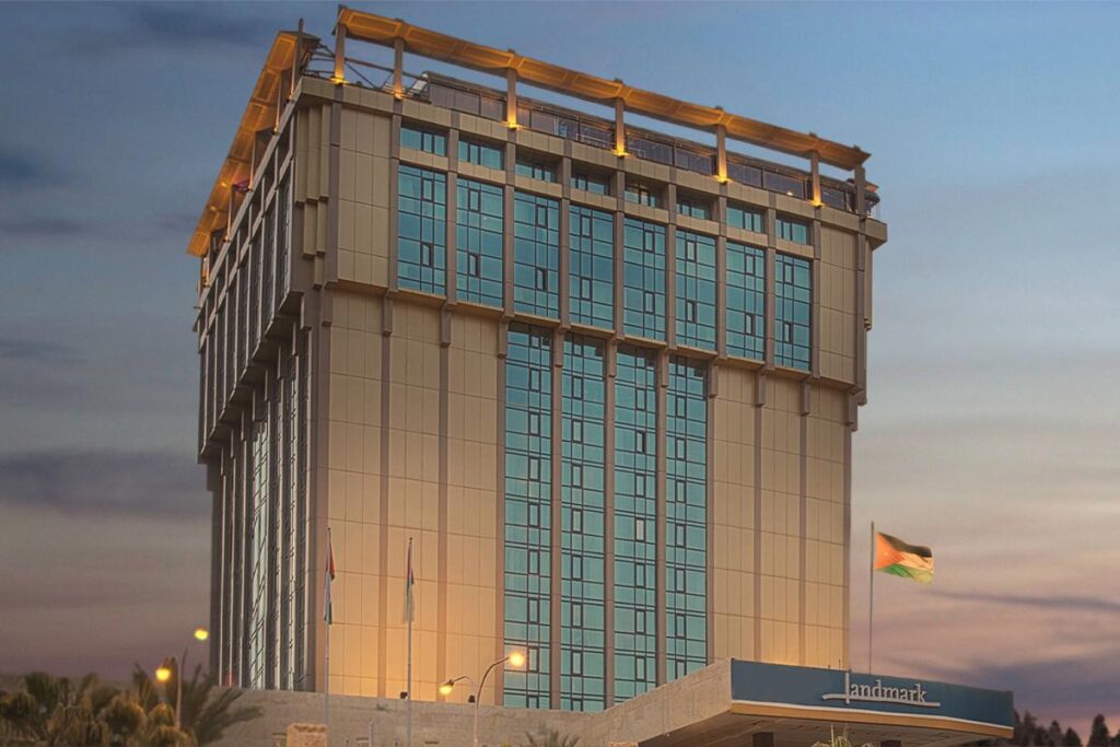 Rondreis Jordanië - Voyage Unique - hotel landmark
